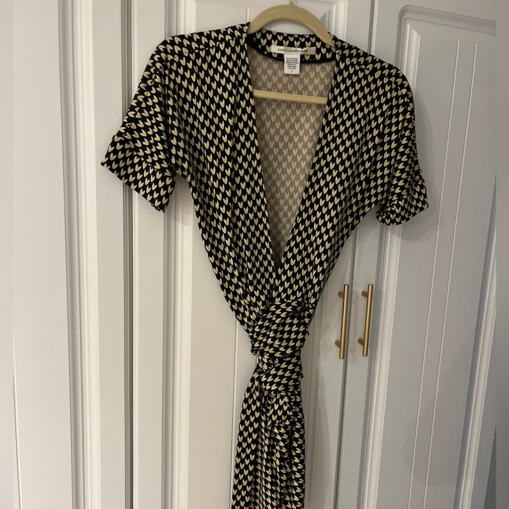 Diane Von Furstenberg Mini Wrap Dress Black And Yellow